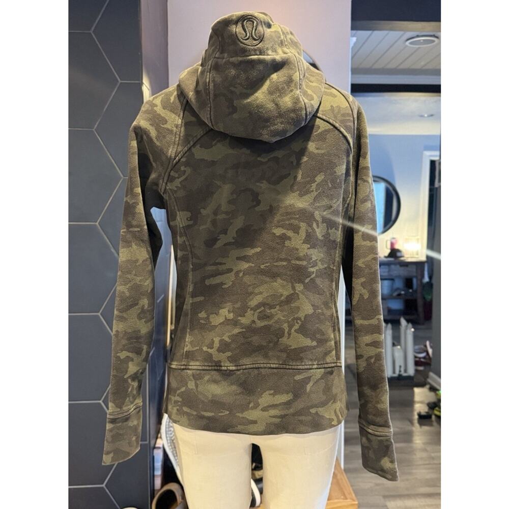 Lululemon Scuba Hoodie Jacket Cotton Heritage Camo Size 8 Green, Hair tie - Picture 3 of 9